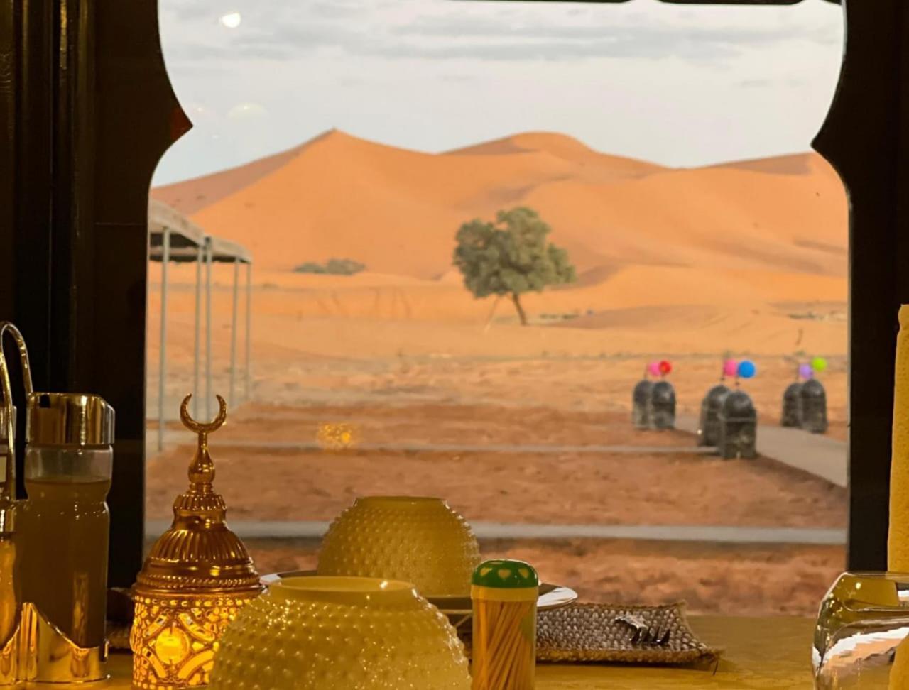 Отель Unique Sahara Camp Мерзуга Экстерьер фото
